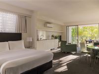 Peppers-Blue-on-Blue-Studio-Room